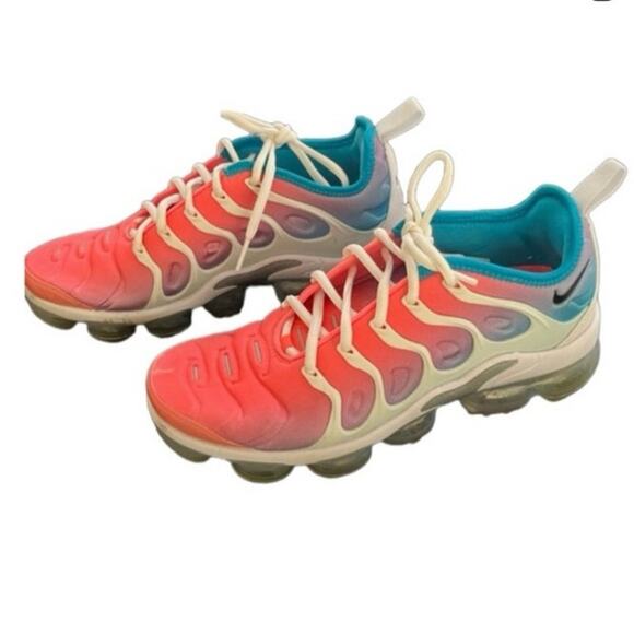 Nike Air VaporMax Plus Women's sneakers Size 8 - Picture 1 of 5